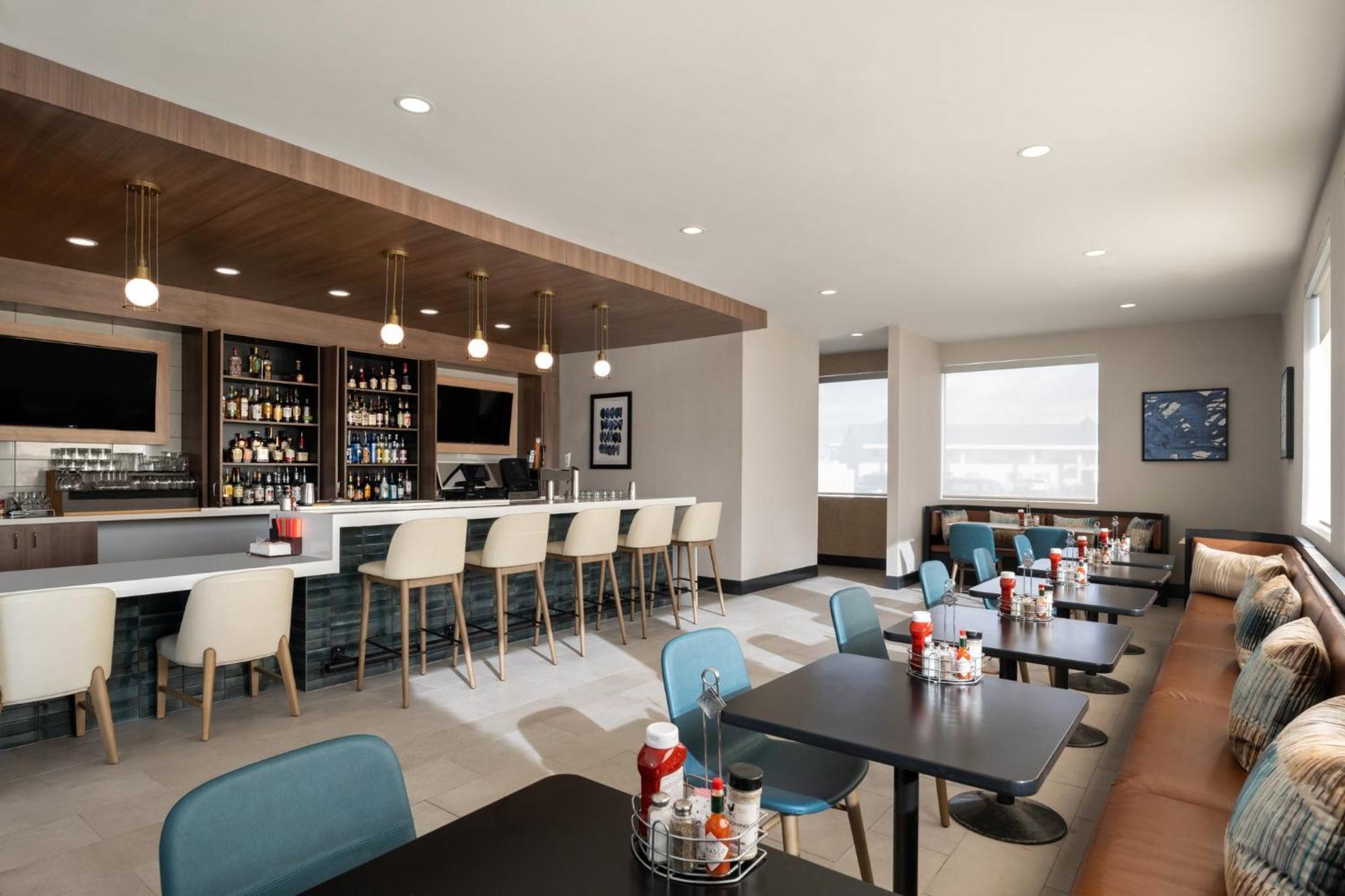 Holiday Inn Ontario By Ihg Dış mekan fotoğraf